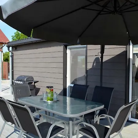 Domecek U Prahy Nupaky