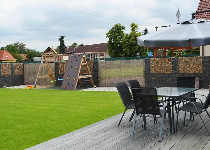 펜션 Domecek U Prahy